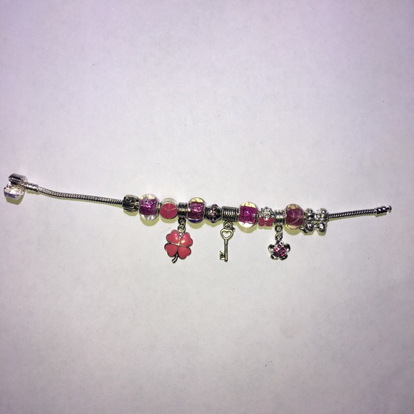 Brand new charm bracelets - Picture 4 of 8